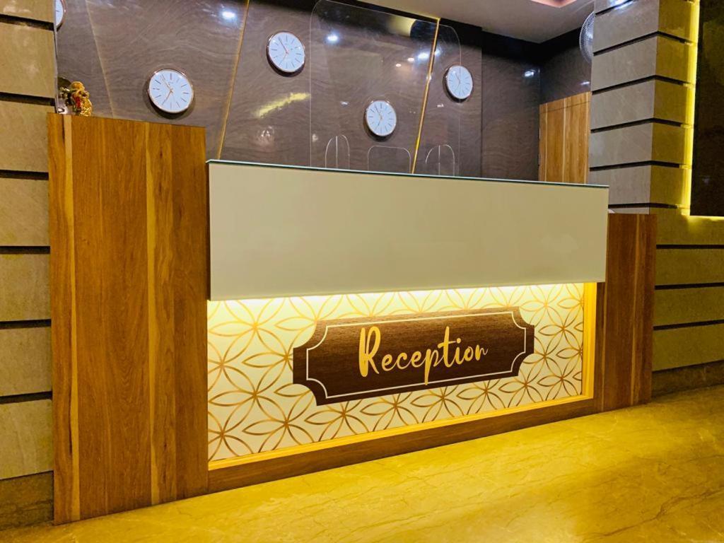 Hotel Royal City Siliguri Exteriör bild